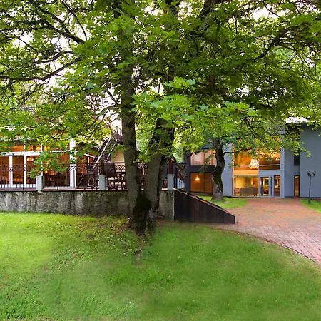 Theresa Hotel