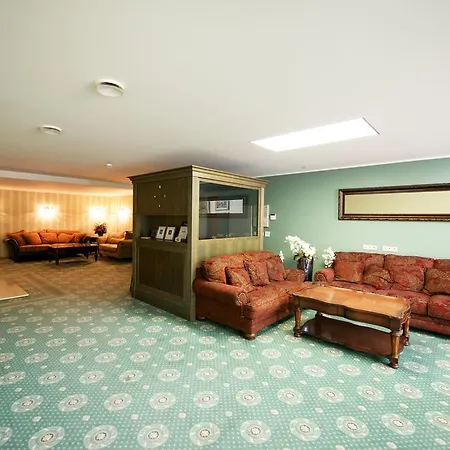 Theresa Hotel 2*