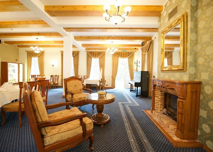 Theresa راكفيري